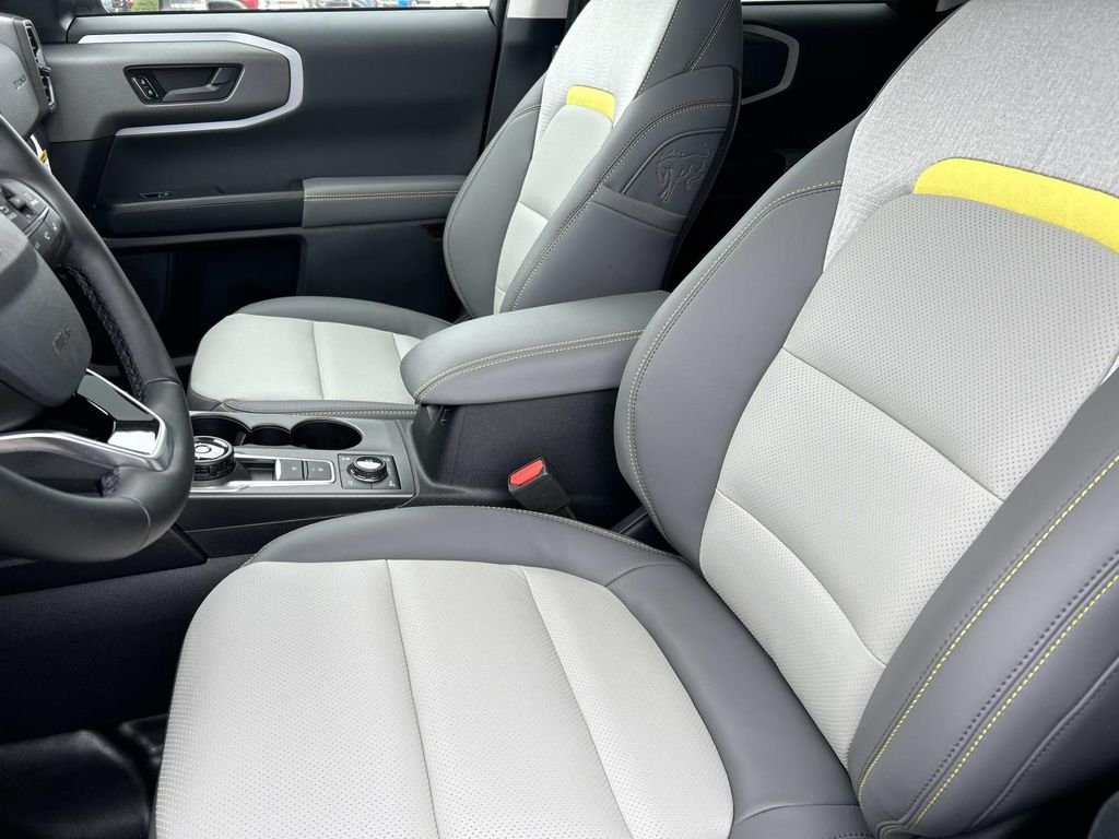 New 2025 Azure Gray Metallic Tri-Coat Ford Badlands® image 19