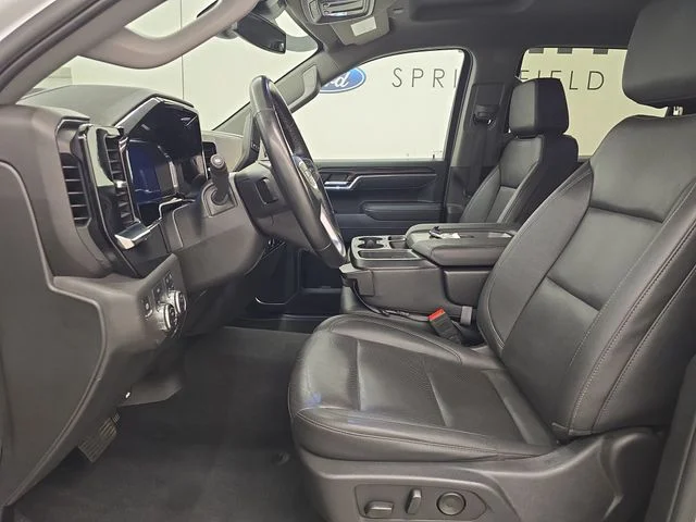 Used 2025 Summit White GMC SLT image 20