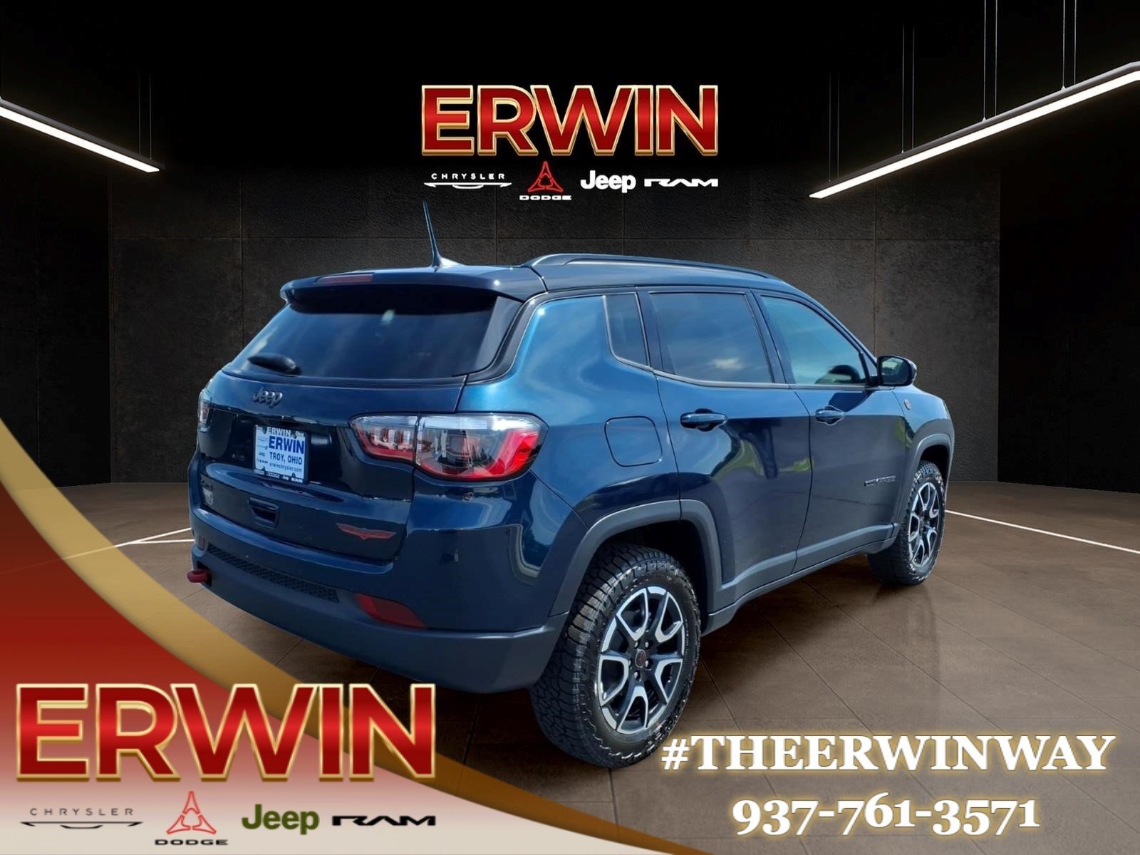 New 2026 Fathom Blue Pearl-Coat Exterior Paint Jeep Trailhawk image 5