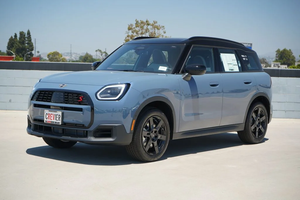 New 2027 Blue MINI Signature Plus image 1