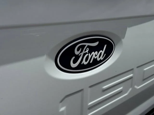 Used 2024 White Ford LARIAT image 20