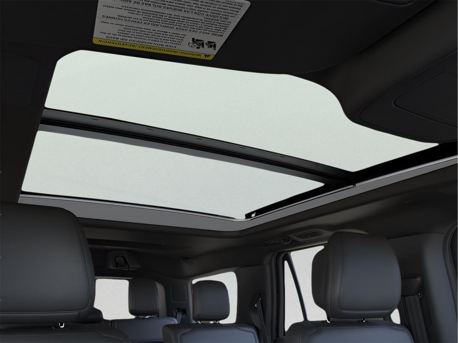 New 2026 Star White Metallic Tri-Coat Ford Platinum® image 22