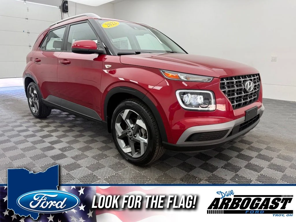 Used 2022 Red Hyundai Limited image 1