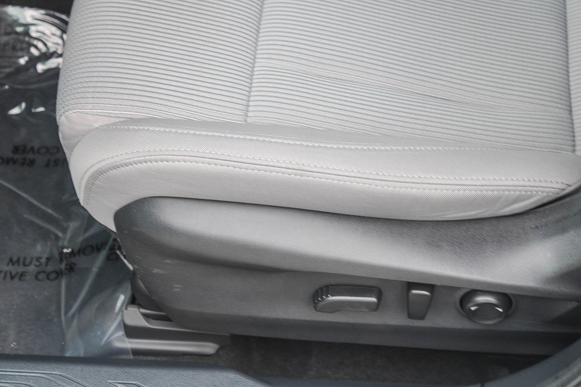 Used 2023 Ice Silver Metallic Subaru Premium image 22