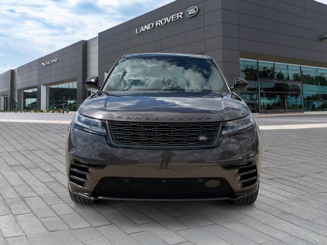 Used 2026 Gray Land Rover Dynamic SE image 8