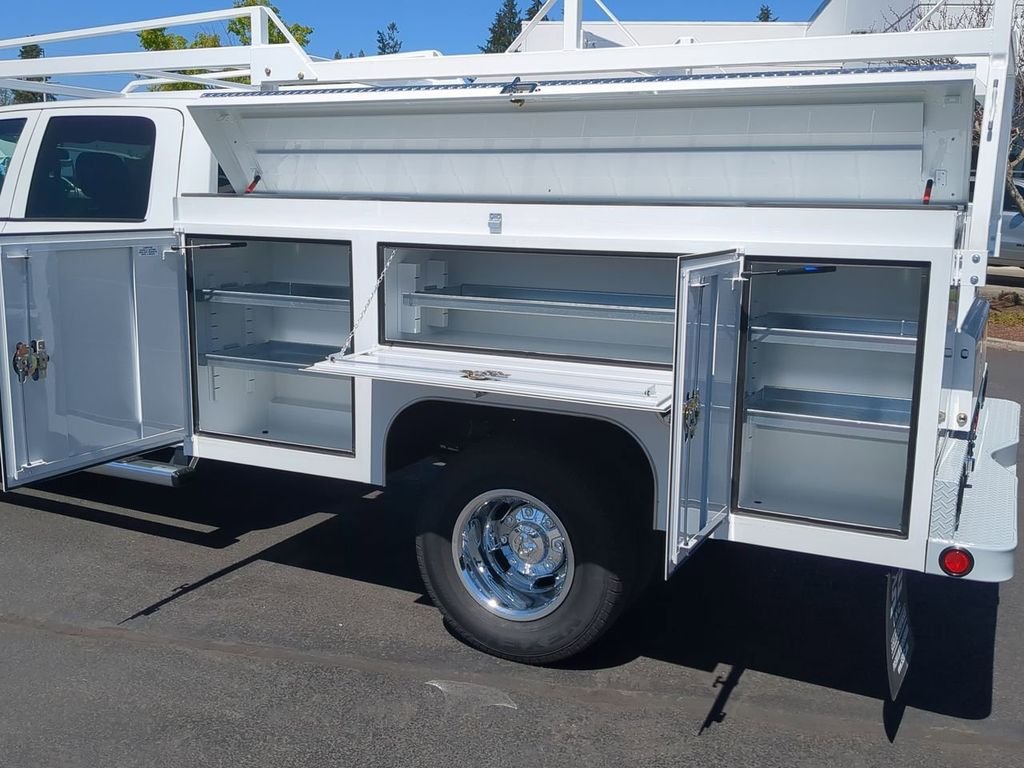 2024 RAM 3500 Chassis Tradesman - Photo 10