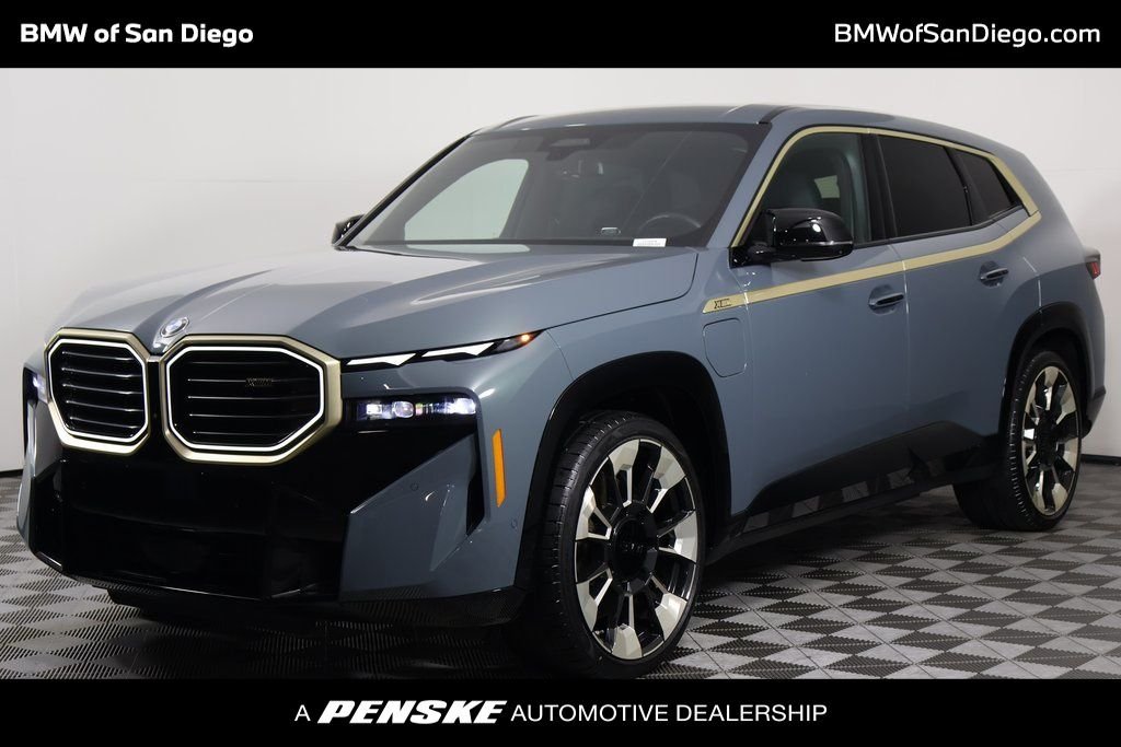 2023 BMW XM -'s photo