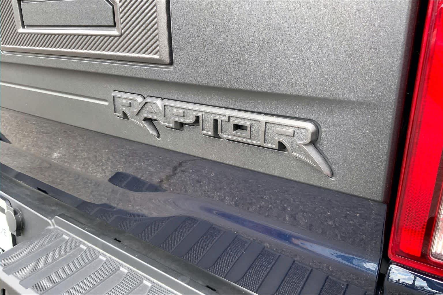 Used 2025 Antimatter Blue Metallic Ford Raptor image 17