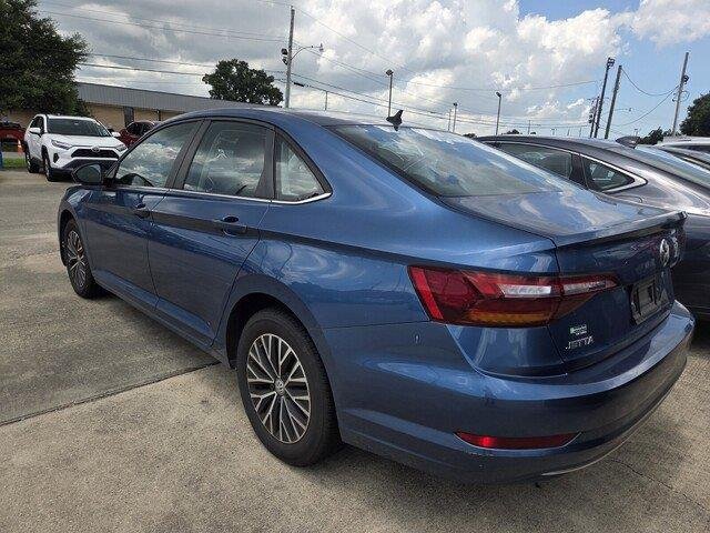 Used 2019 Blue Silk Metallic VOLKSWAGEN  image 3