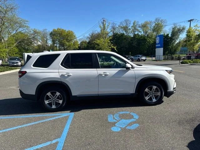 2023 Honda Pilot EX-L - Photo 9
