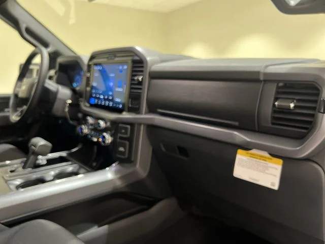 New 2026 Oxford White Ford XLT image 51