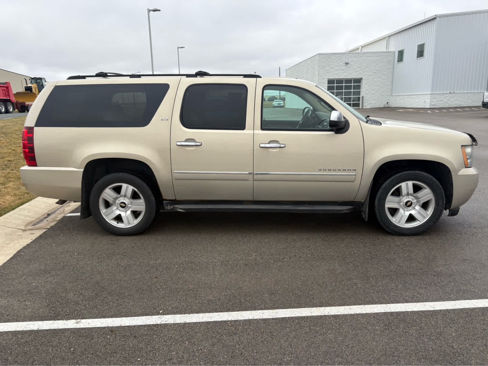 Used 2011 Chevrolet Suburban LTZ with VIN 1GNSKKE32BR344209 for sale in Spring Valley, Minnesota