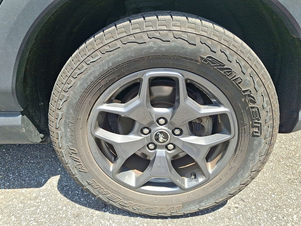 Used 2021 Blue Ford Badlands image 9