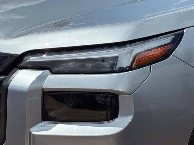 New 2026 ICE SILVER METALLIC Subaru Touring XT image 12