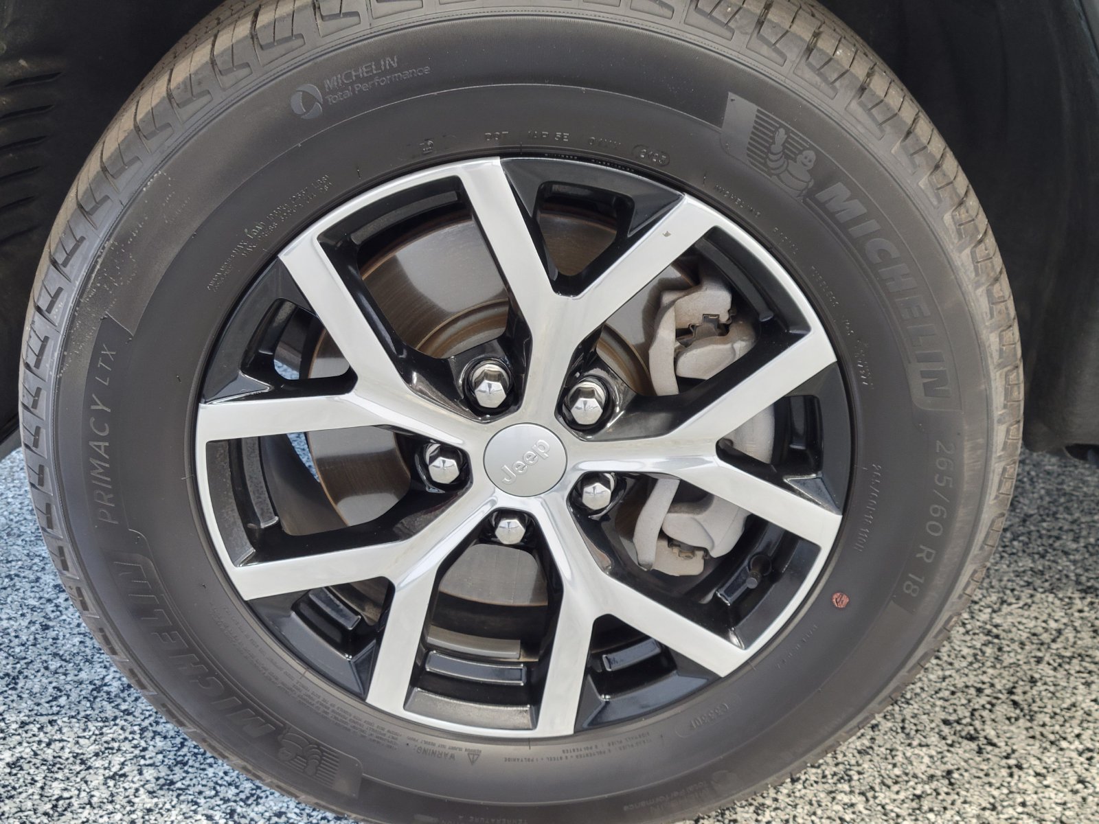 Used 2023 Black Jeep Limited image 5