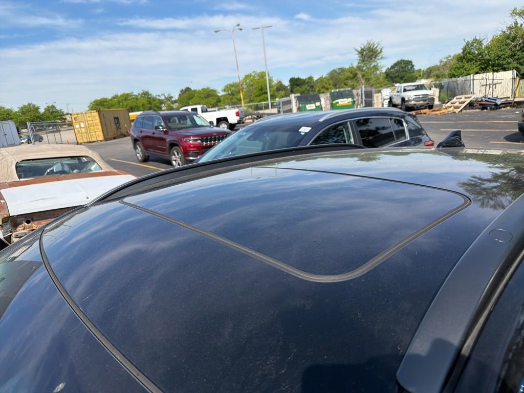 Used 2023  Hyundai SEL image 10