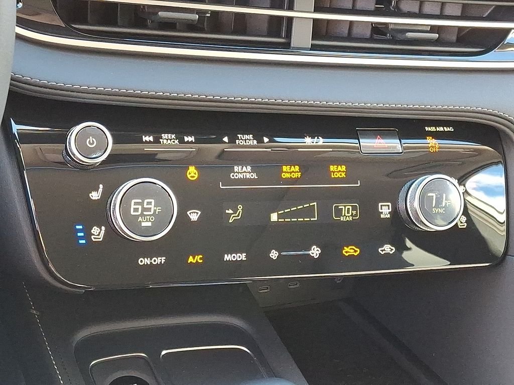 2026 INFINITI QX60 LUXE - Photo 13