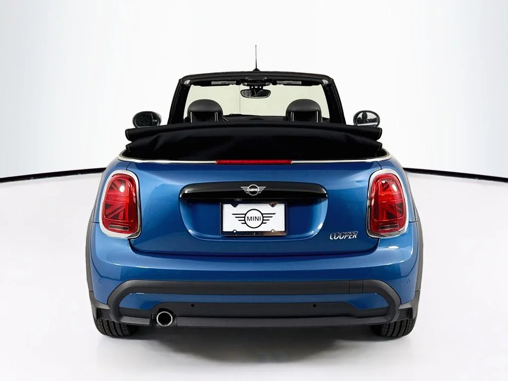 Certified Used 2024 Island Blue metallic MINI  image 6
