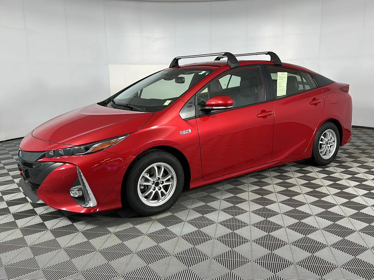 Used 2022 Supersonic Red Toyota Limited image 3