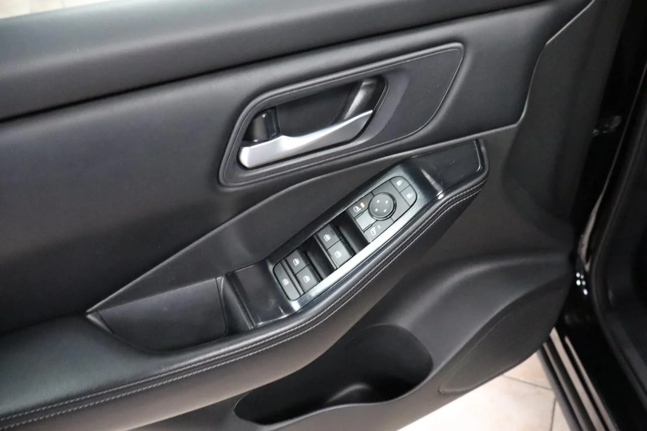 Used 2024 Super Black Nissan SV image 11
