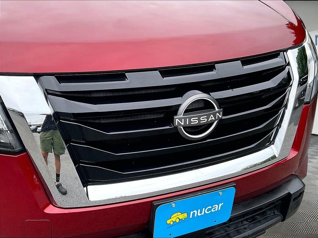 Used 2022 Red Nissan SV image 31