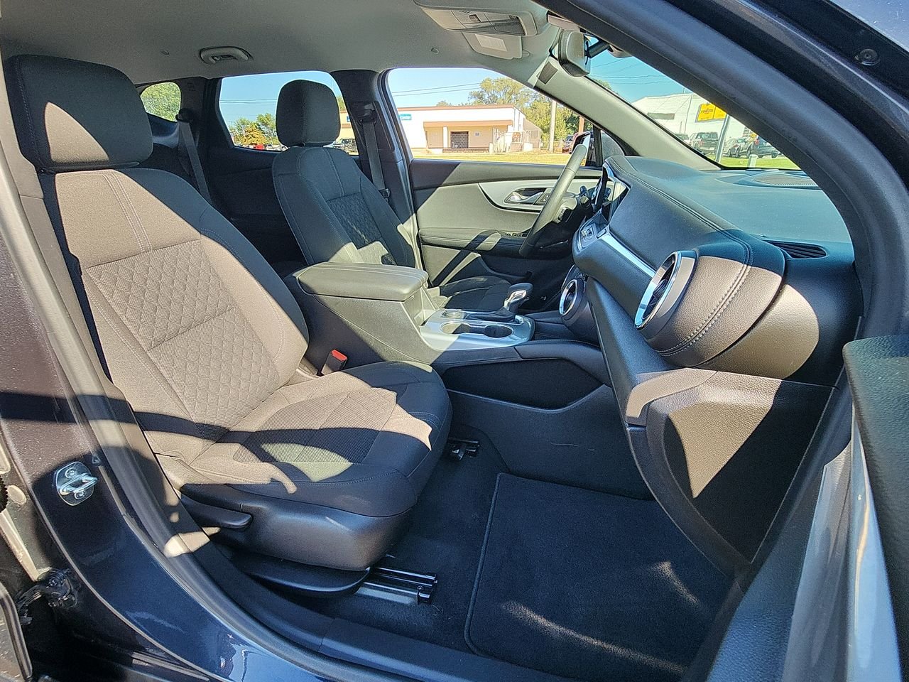 Used 2022 Gray Chevrolet LT image 23