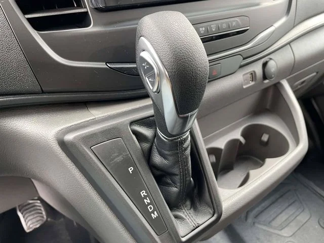 New 2026 Oxford White Ford Base image 10