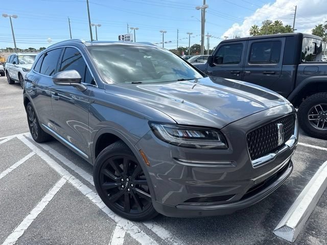 Used 2022 Gray Lincoln Reserve image 2