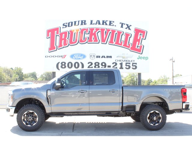 2027 Ford Super Duty LARIAT