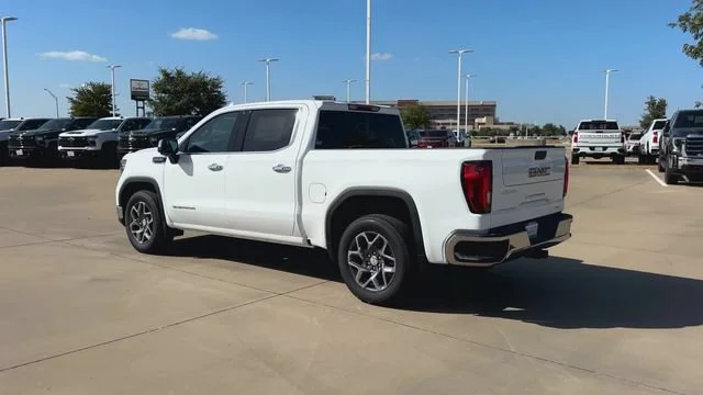 2026 GMC Sierra 1500 SLT - Photo 6
