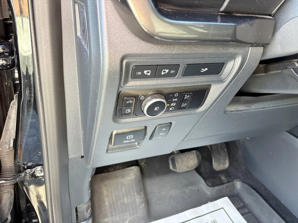 Certified Used 2023 Agate Black Metallic Ford XLT image 29