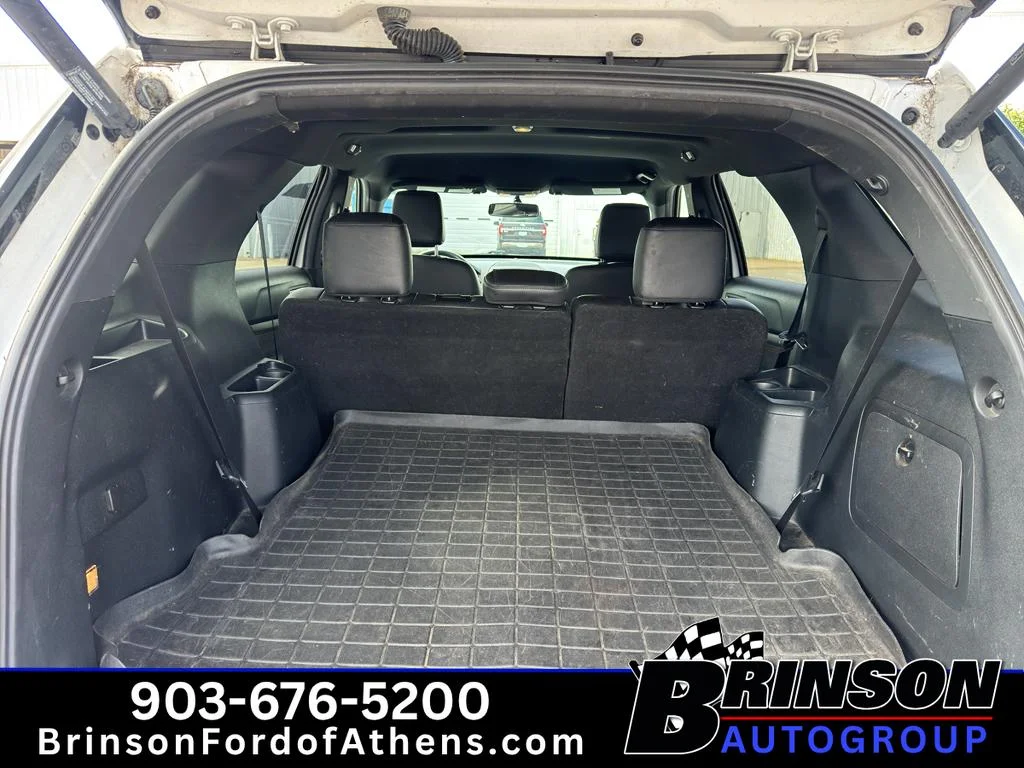 Used 2018 Oxford White Ford XLT image 9