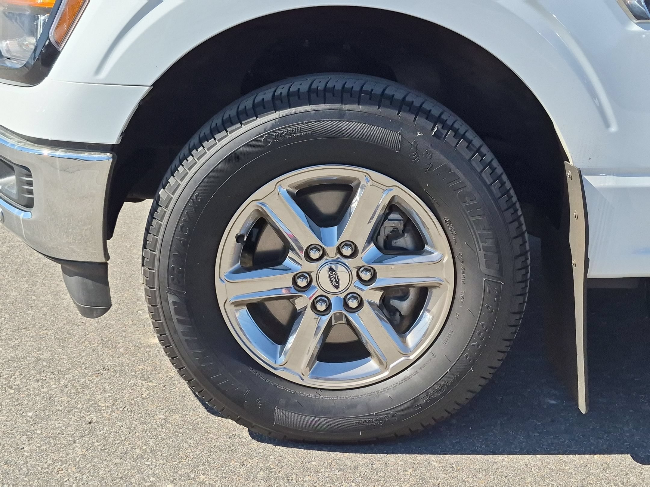 Used 2024 White Ford XLT image 11