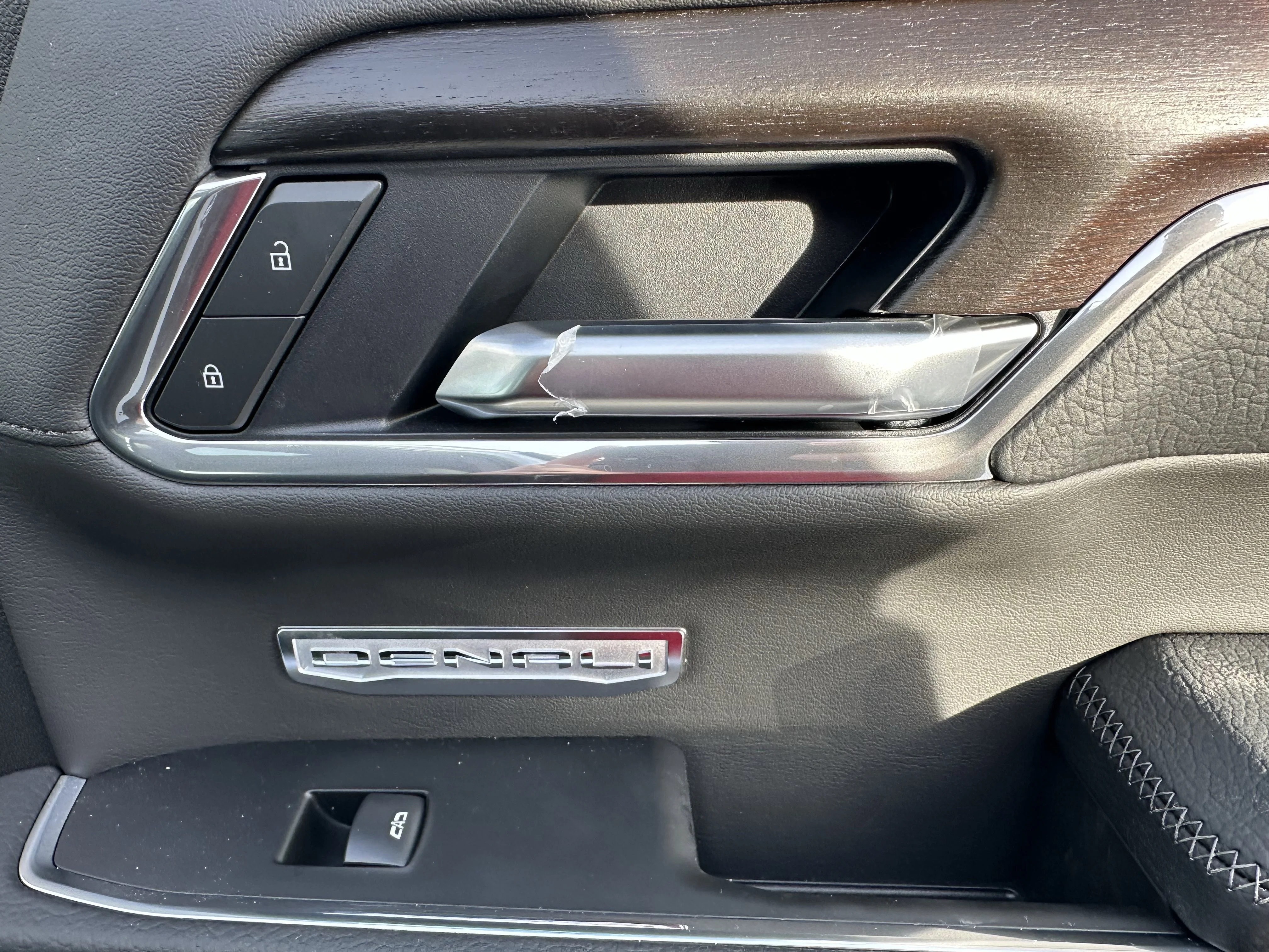 New 2026 Glacier White Tricoat GMC Denali image 21