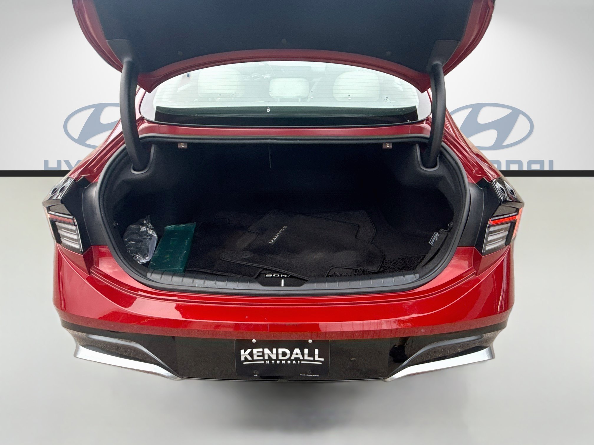 Used 2024 Ultimate red Hyundai SEL image 23