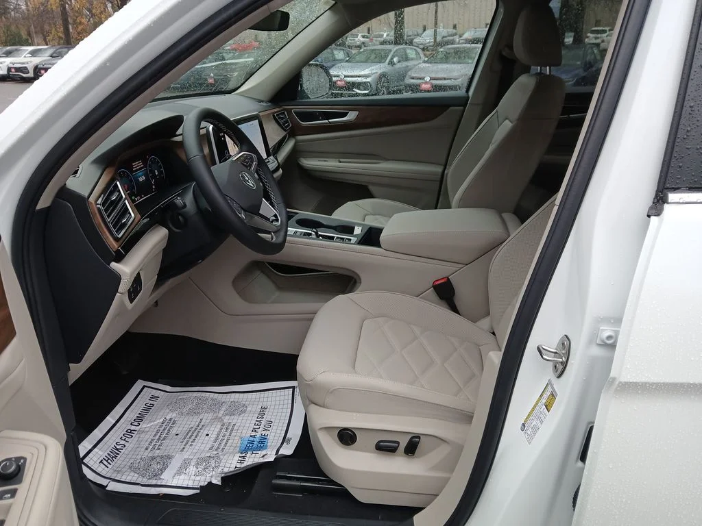 New 2026 White Volkswagen 2.0T SE image 9