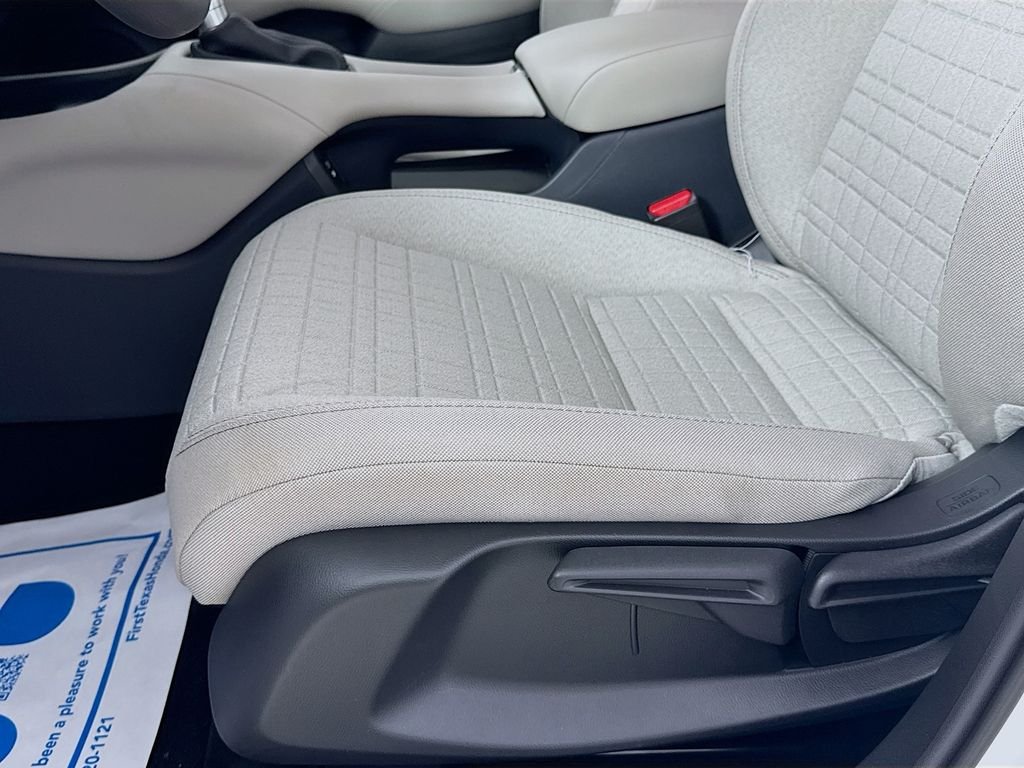 New 2027 Platinum White Pearl Honda LX image 27
