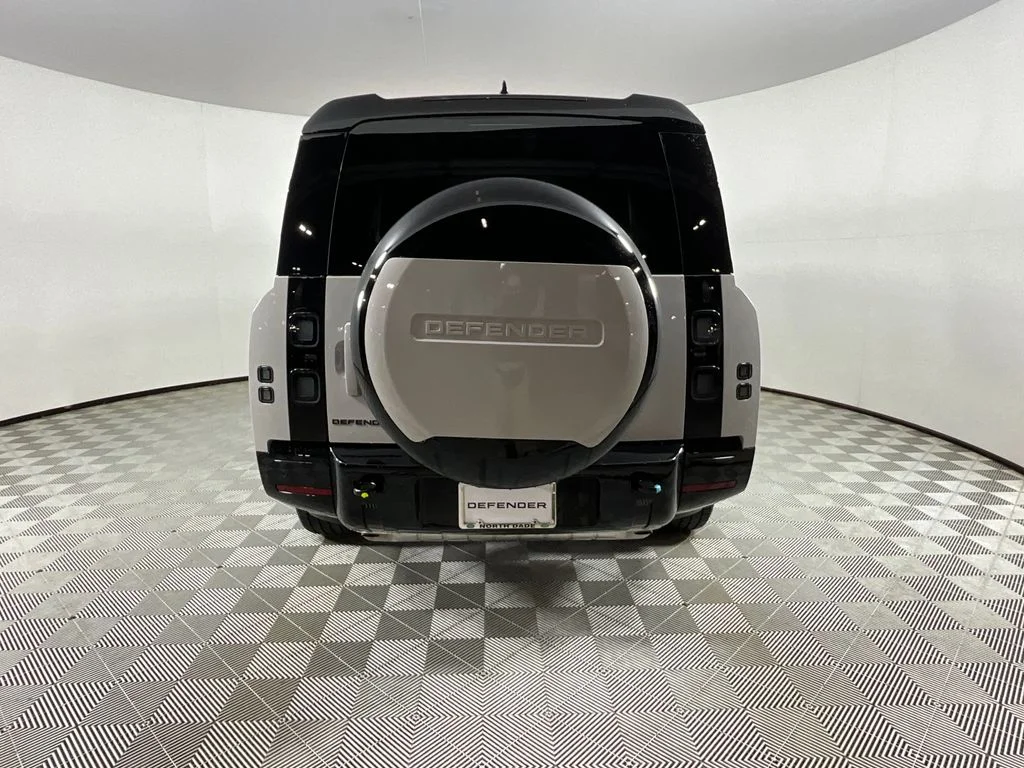 New 2026 Borasco Grey Land Rover X-Dynamic SE image 7