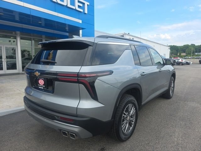 Used 2025 Gray Chevrolet LT image 7