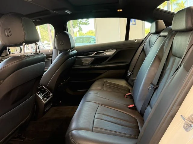 2019 BMW 7 Series 740i - Photo 7