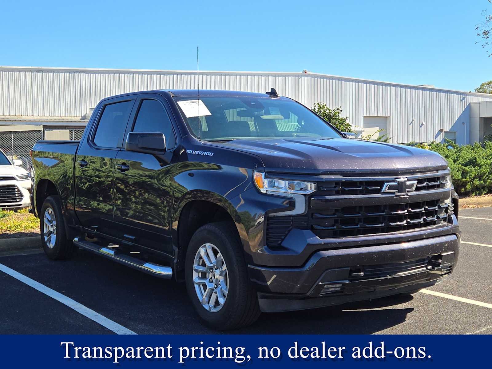 2022 Chevrolet Silverado 1500 RST photo 2