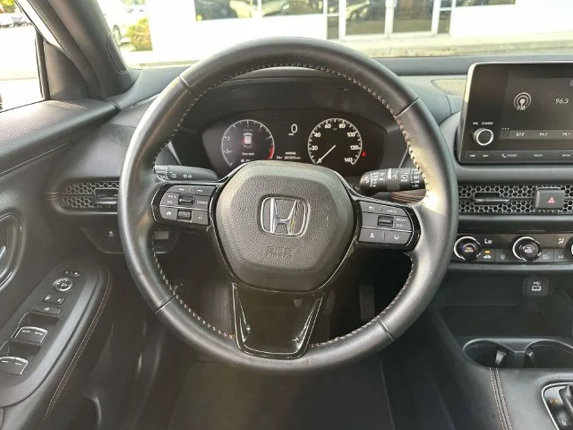 Certified Used 2025 Platinum White Pearl Honda Sport image 13