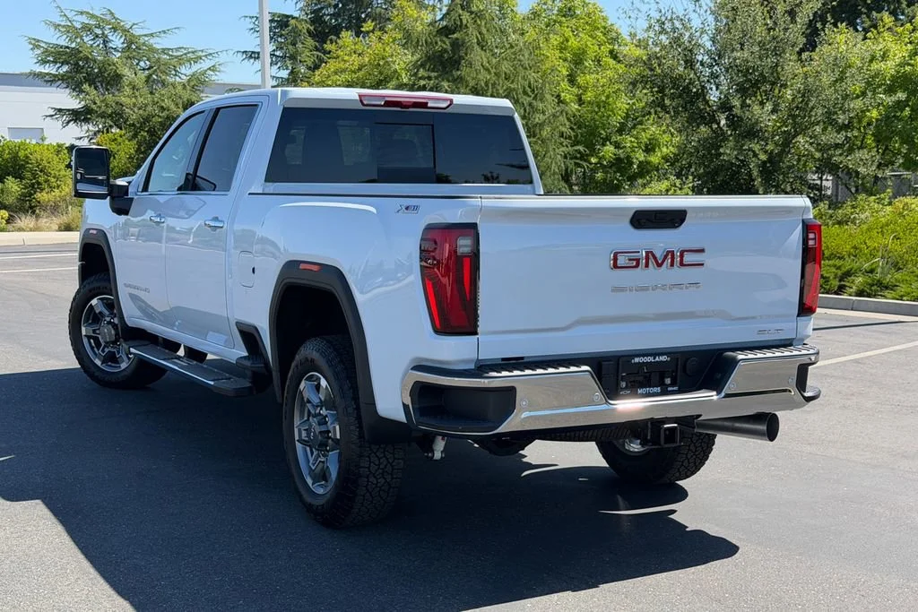 New 2026 Glacier White Tricoat GMC SLT image 14