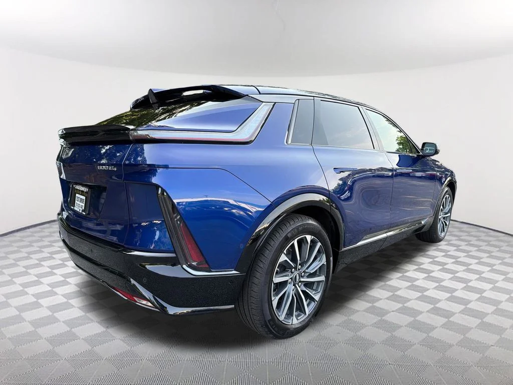 Used 2024 Blue Cadillac Sport image 5