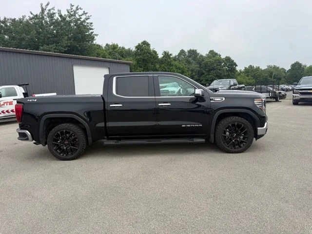 Used 2024 Black GMC SLT image 5