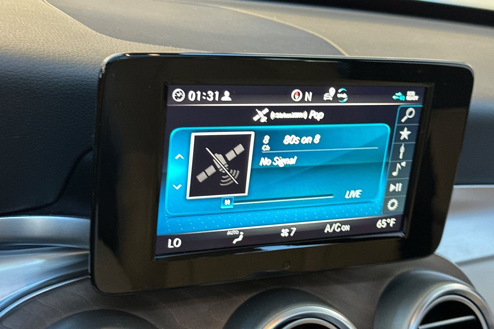 Used 2019 Silver Mercedes-Benz C 300 image 21