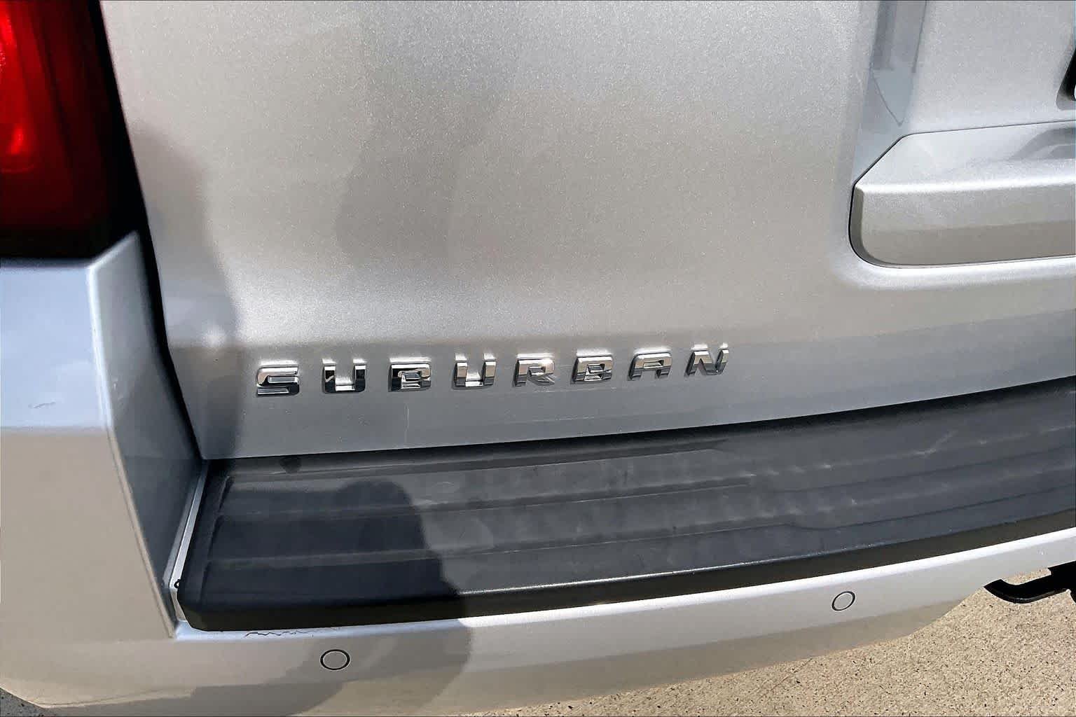 Used 2016 Silver Ice Metallic Chevrolet LS image 30