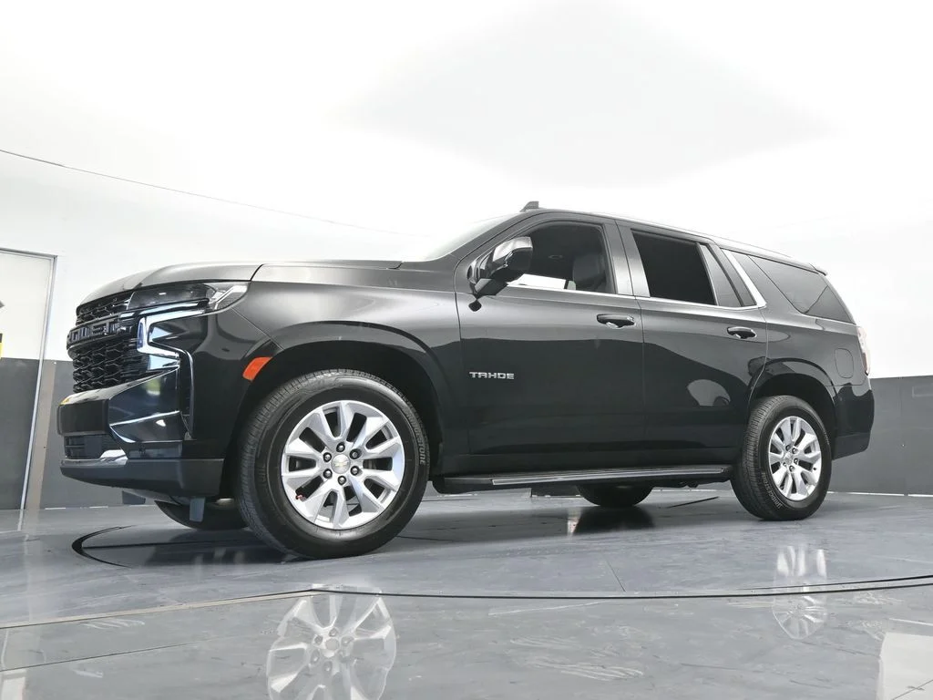 Used 2022 Black Chevrolet LT image 65