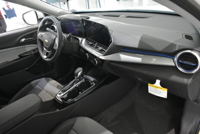 New 2026 Summit White Chevrolet LT image 14