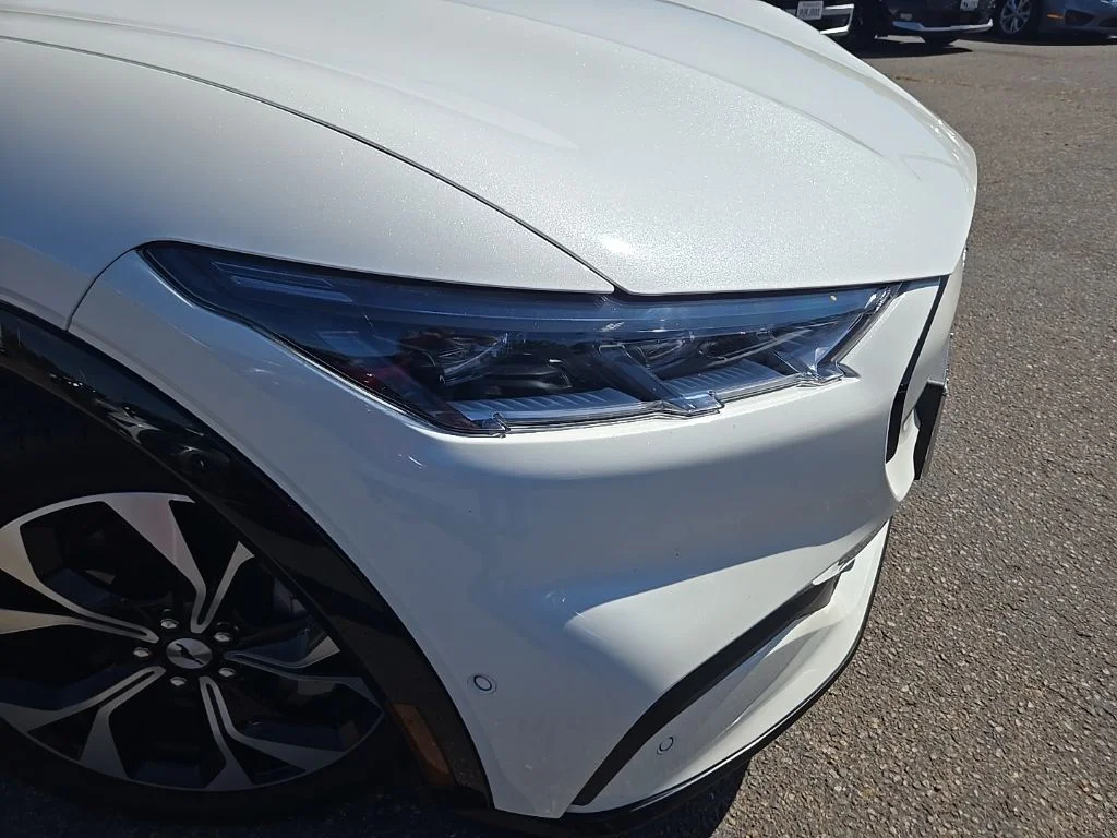 Used 2021 White Ford Premium image 11